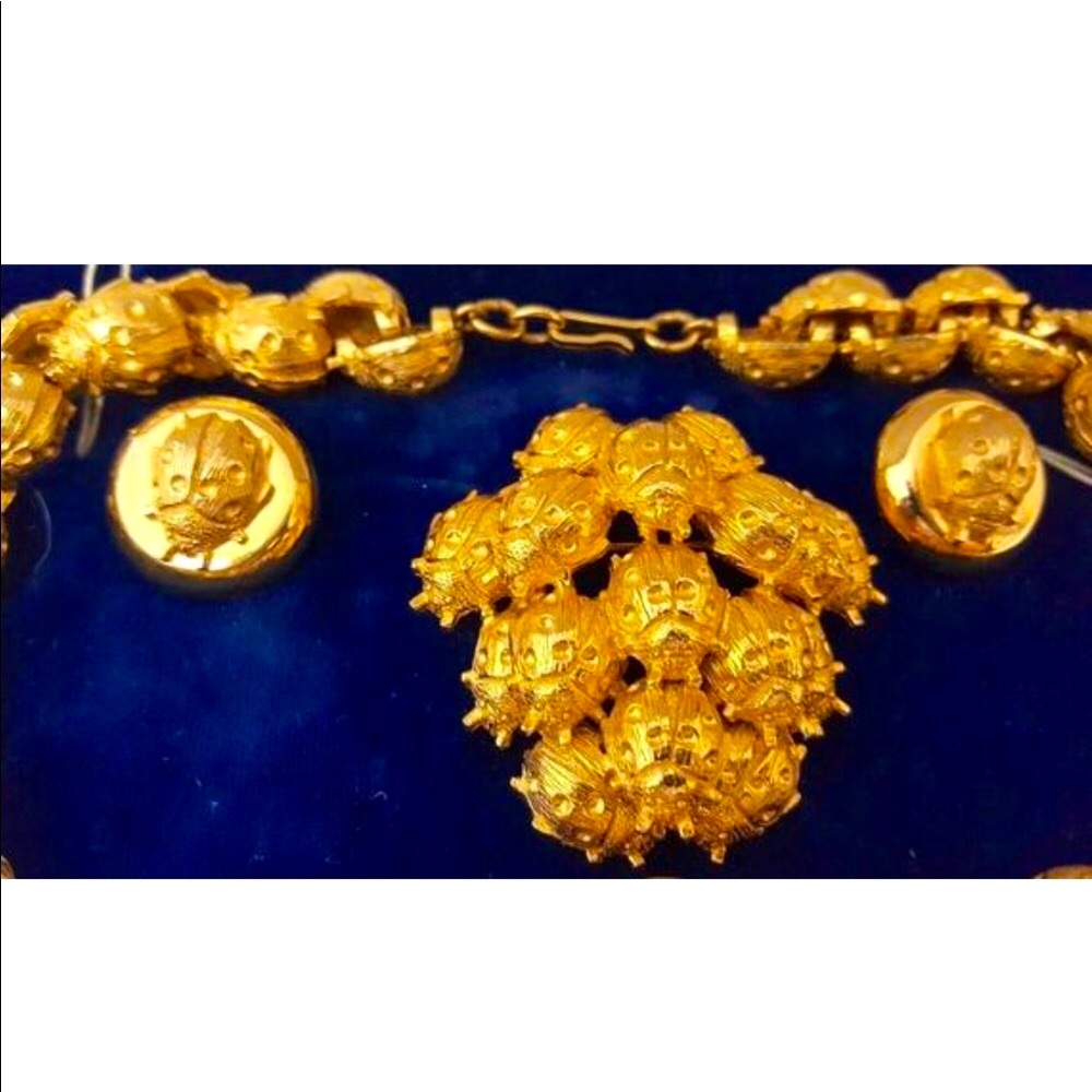 SPECTACULAR NEW VINTAGE NETTIE ROSENSTEIN SET LADYBUG NECKLACE - Picture 5 of 7